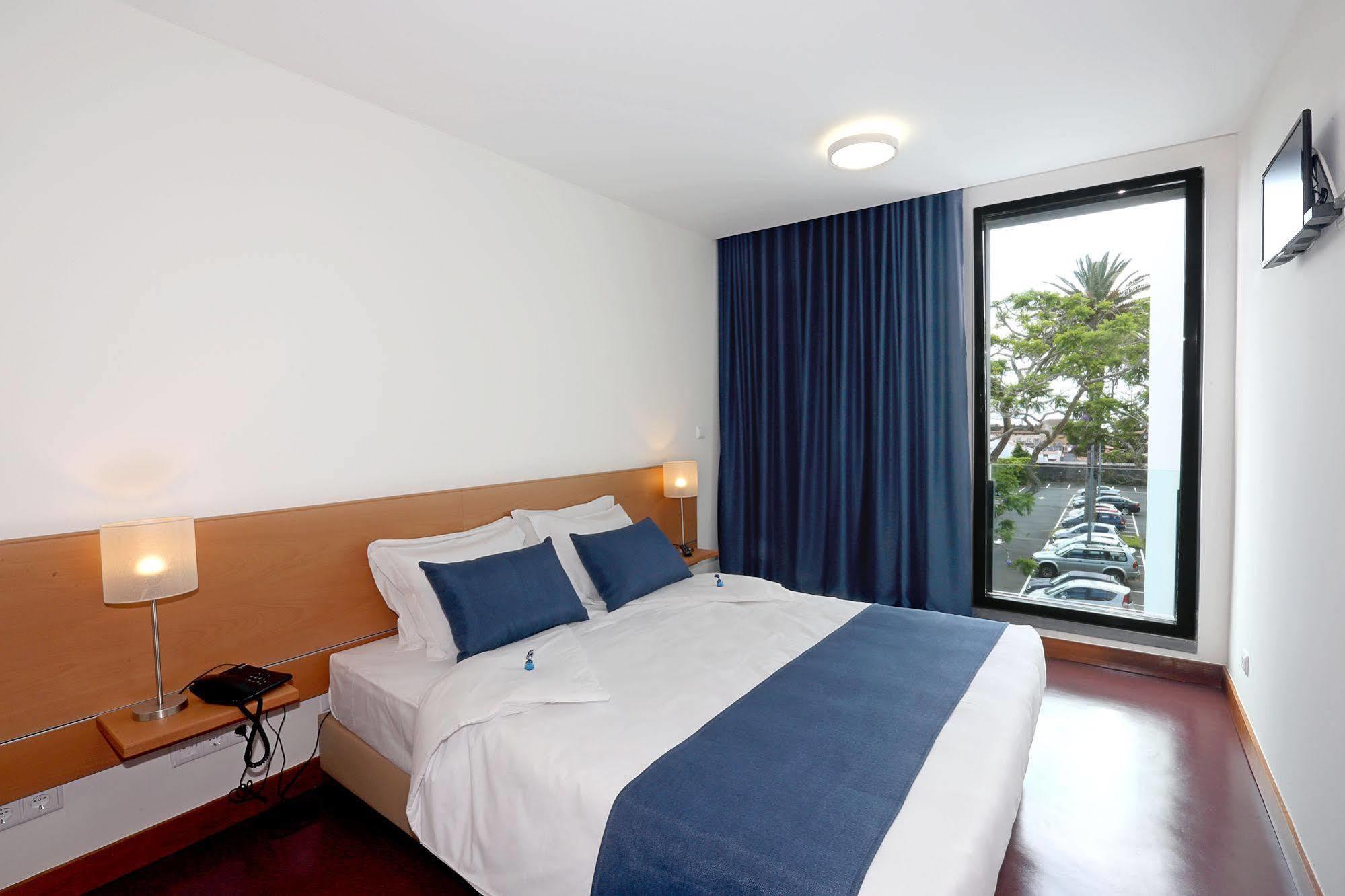 Room & Go By Lince Ponta Delgada  Ngoại thất bức ảnh